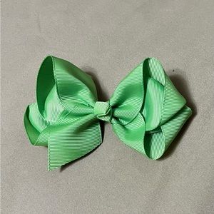 Green Bow